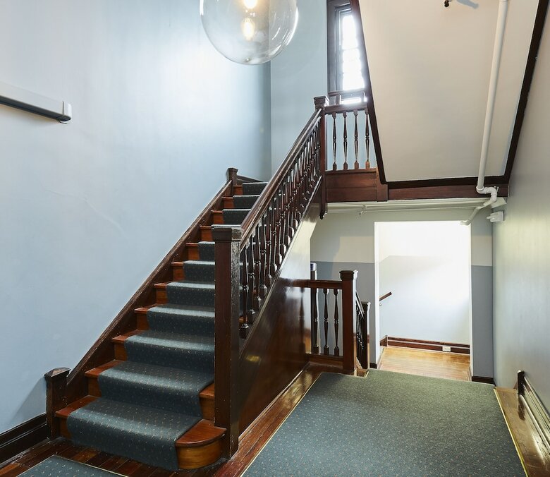 Posada Bridgeview Hotel