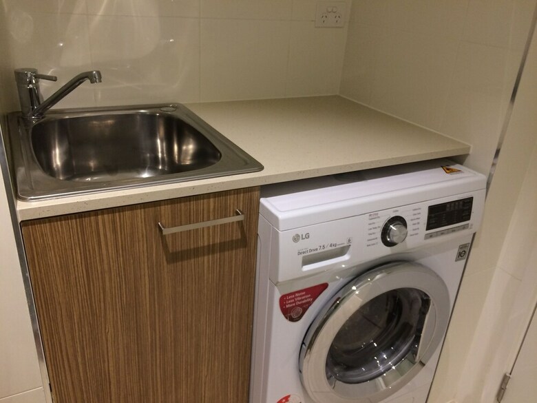Aparthotel Luxurious Apartments Near City