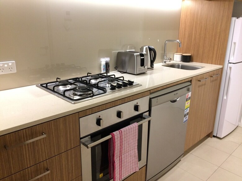 Aparthotel Luxurious Apartments Near City