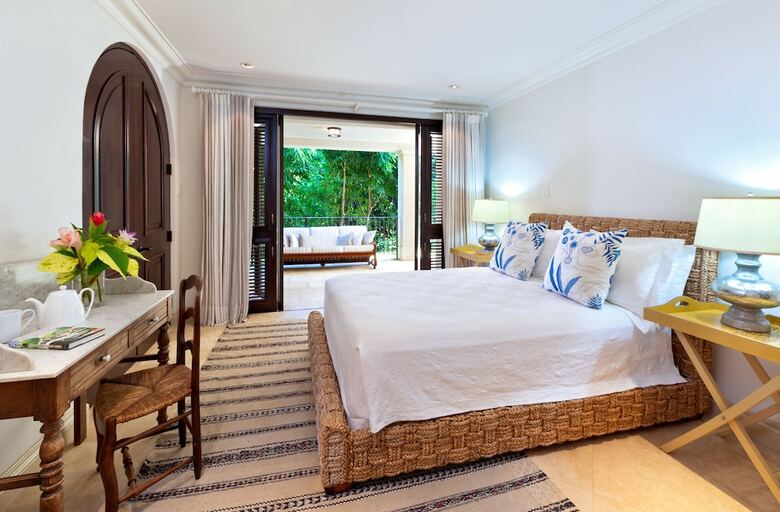Villa Apes Hill Golf And Polo Club