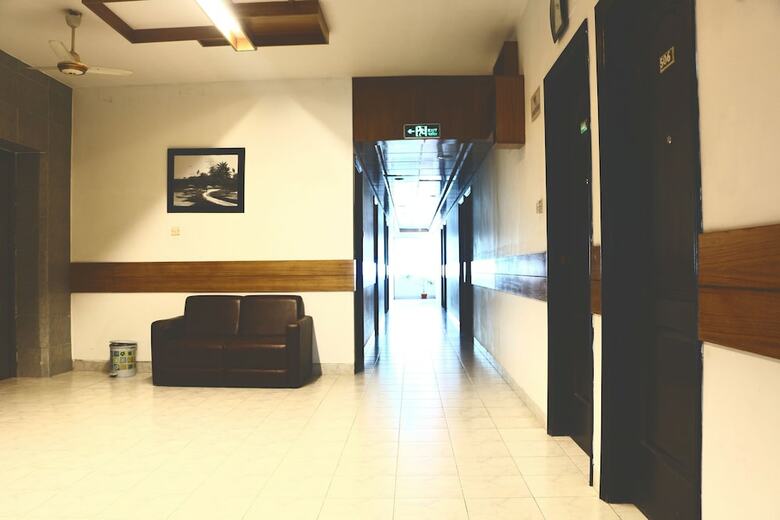 Aparthotel Sel Nibash Hotel & Serviced Apartments