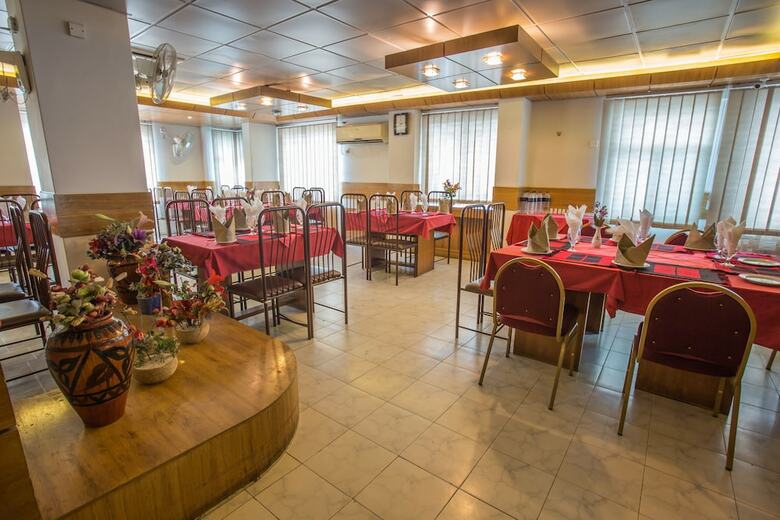Aparthotel Sel Nibash Hotel & Serviced Apartments
