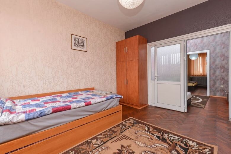 Fm Deluxe 2-bdr Apartment - Rakovski Street