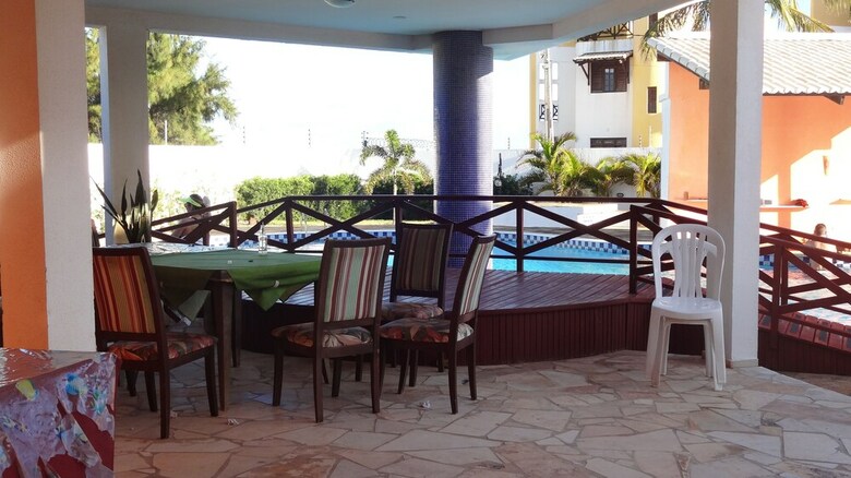 Hotel Condom�nio Para�so de Maracaja� I