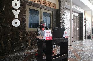 Oyo 2176 Amanah Syariah Residence