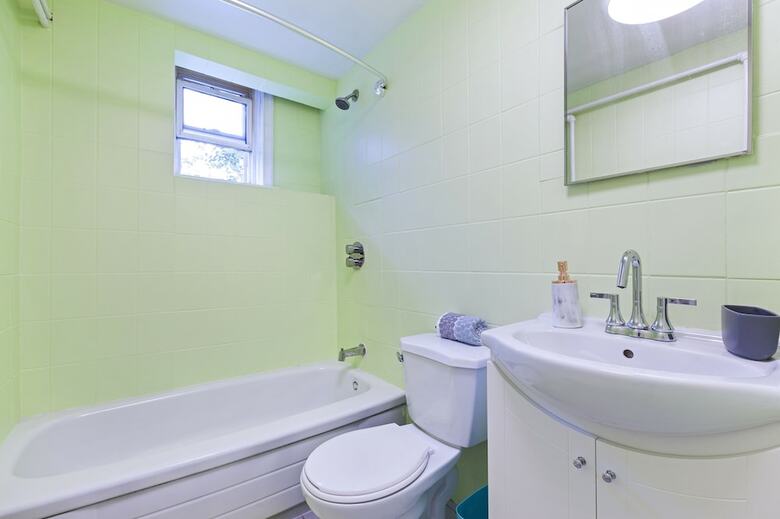Colourful 2-bedroom Apartment