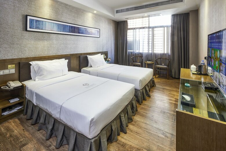 Insail Hotels (Luohu Dongmen Shenzhen)