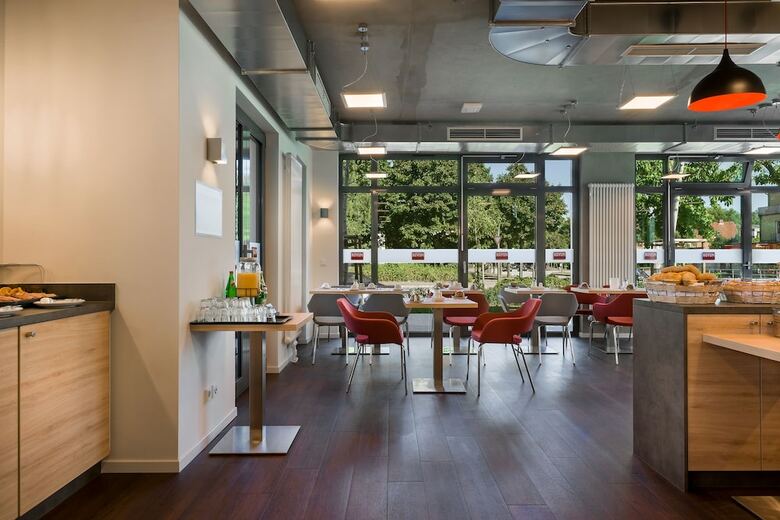 Aparthotel Signature East Hotel Apartment