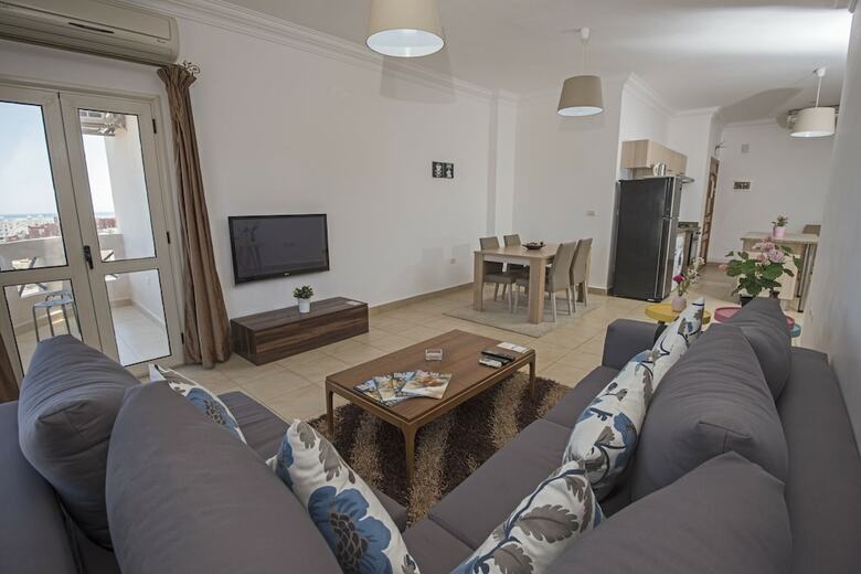 Aparthotel Lilly Apartments