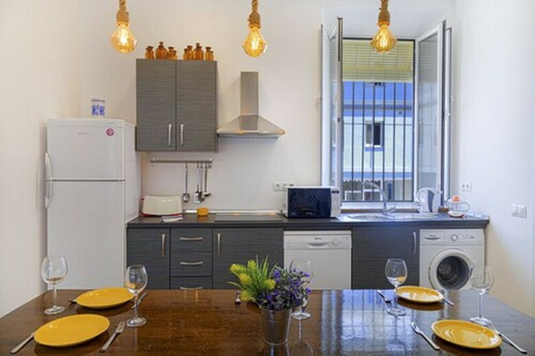Apartamentos Caleta Homes- Malagueta Beach