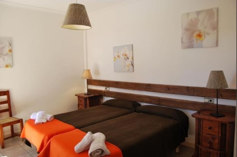 Villa - 6 Bedrooms With Pool And Wifi - 103977