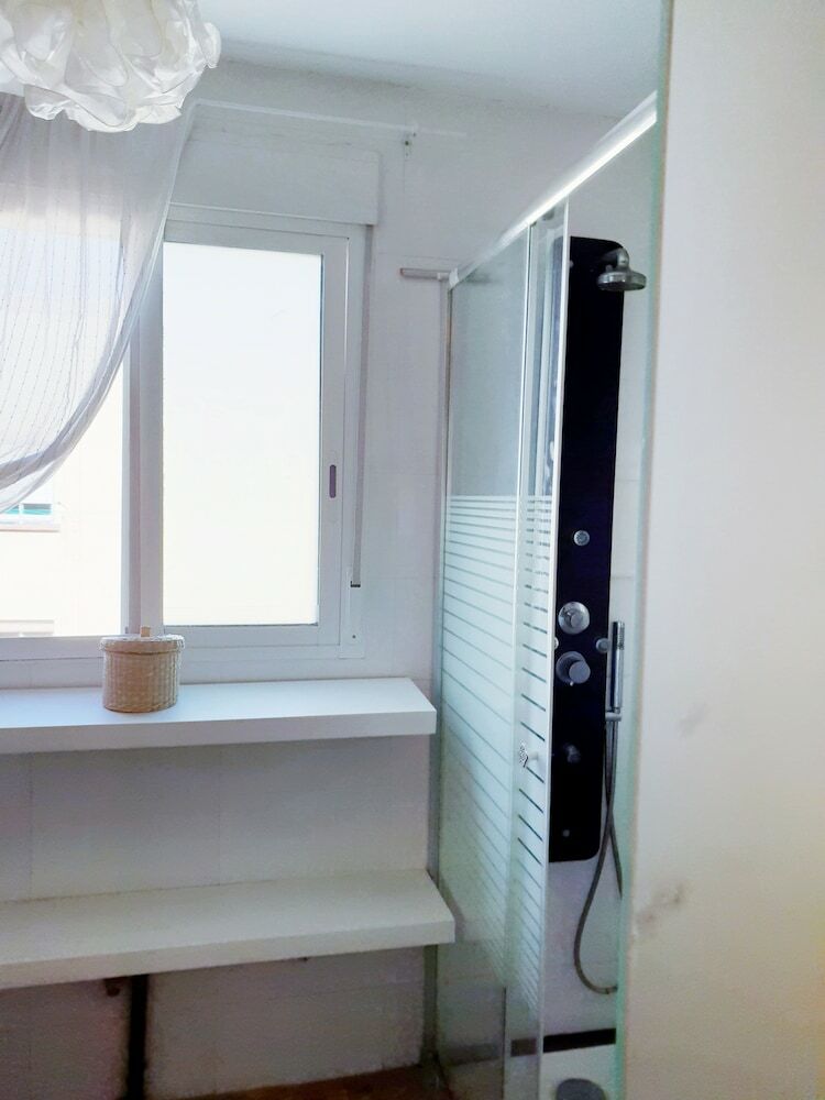 Hostal La Casa Del Colibr� Youth Hostel