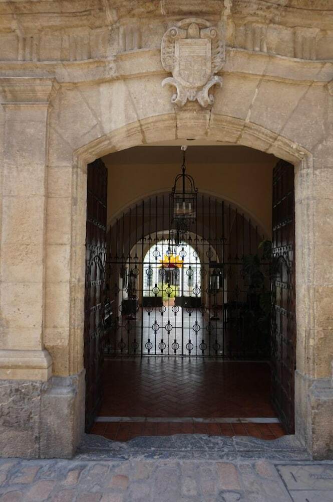 Apartamentos Apto. Palacio Marqu�s Vega Armijo