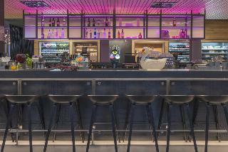 Hotel Moxy London Excel
