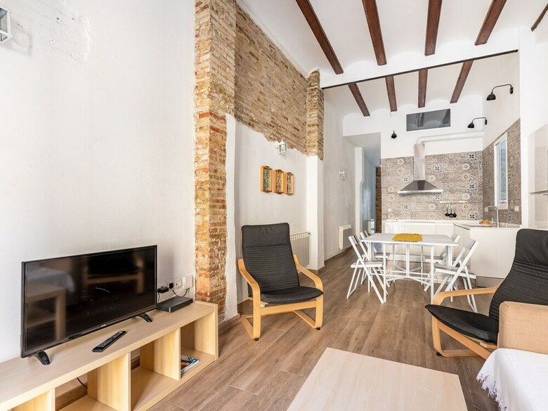 Captivating Holiday Home In Valencia Near Seabeach