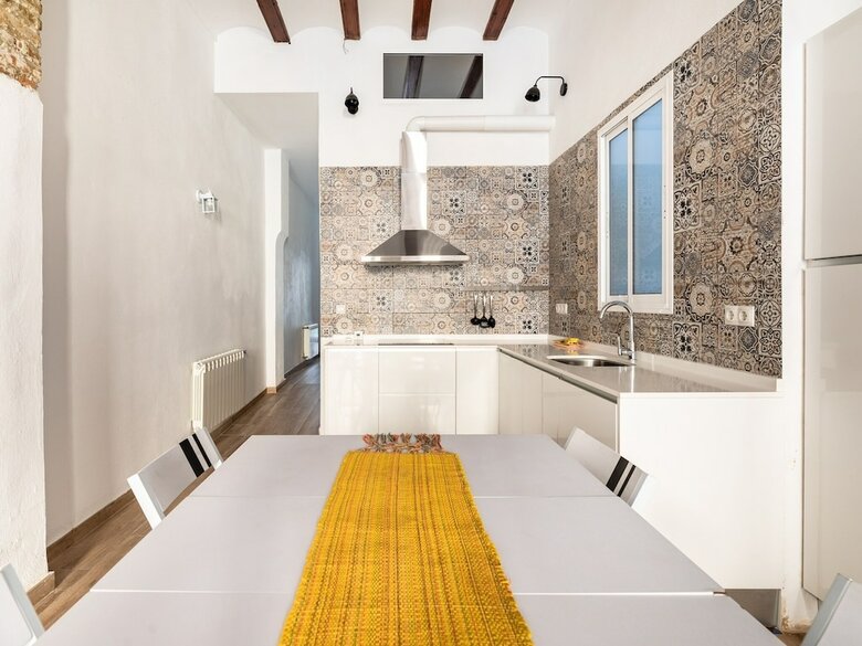 Captivating Holiday Home In Valencia Near Seabeach