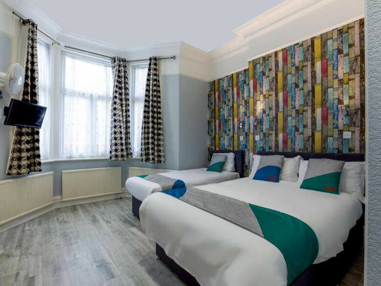 Oyo Sino Hotel