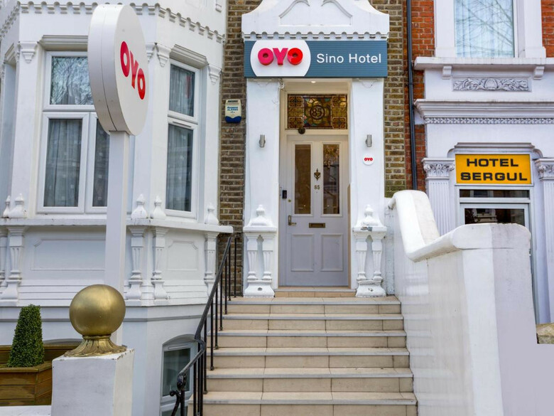 Oyo Sino Hotel