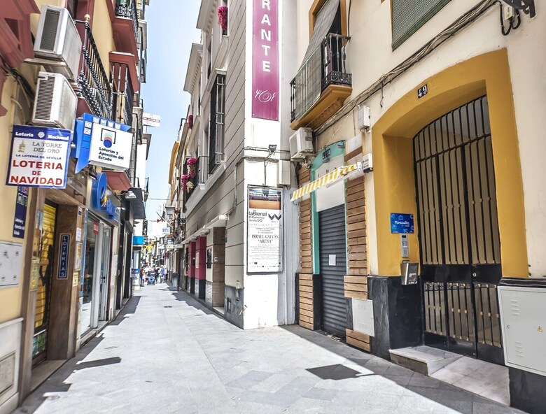 Apartamentos San Eloy Suite By Valcambre