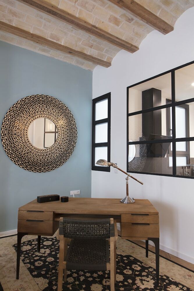 Apartamentos Chic & Central In Lively But Quiet Area