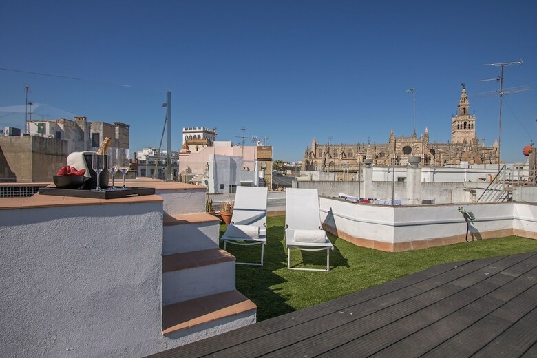 Apartamentos Cathedral Pool Penthouse By Valcambre