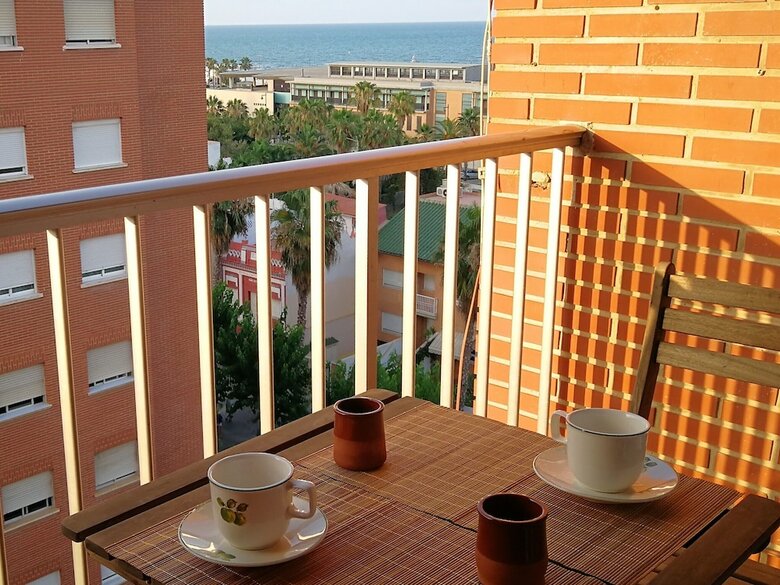 Apartamento Con Vista Al Mar En Playa Malvarrosa