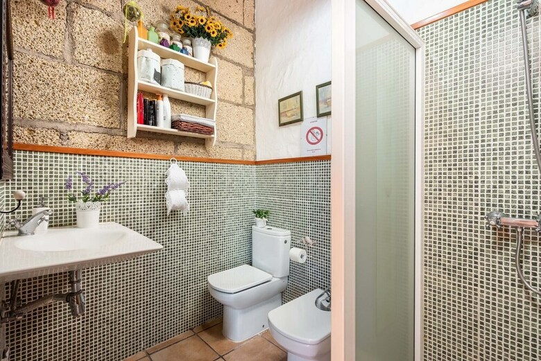Romantic Cottage In A Beautiful Hamlet