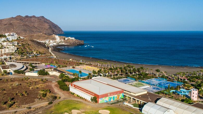 Playitas Aparthotel - Sports Resort
