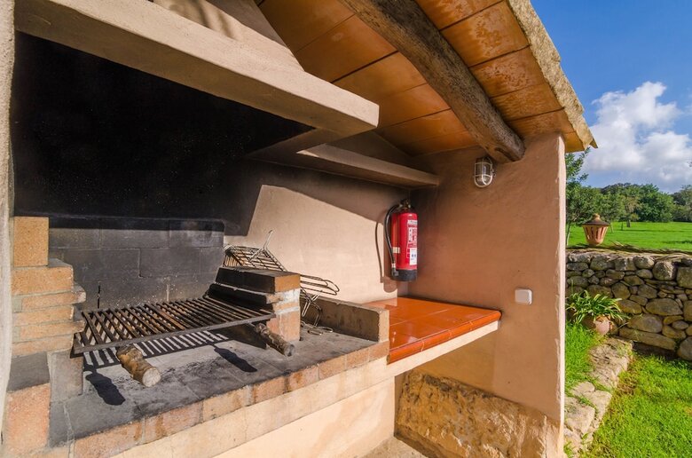 Apartamentos Agroturismo Es Pla de Llodra (Sa Soll)