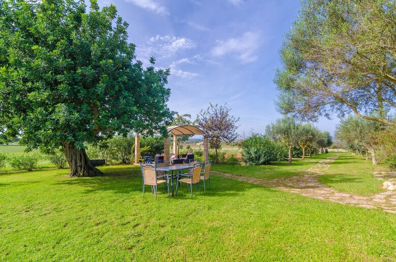 Apartamentos Agroturismo Es Pla de Llodra (Sa Soll)