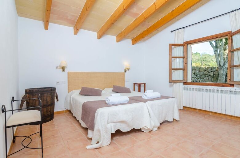 Apartamentos Agroturismo Es Pla de Llodra (Sa Soll)
