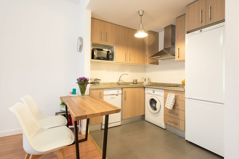 Apartamentos Homely M�laga Plaza Monta�o