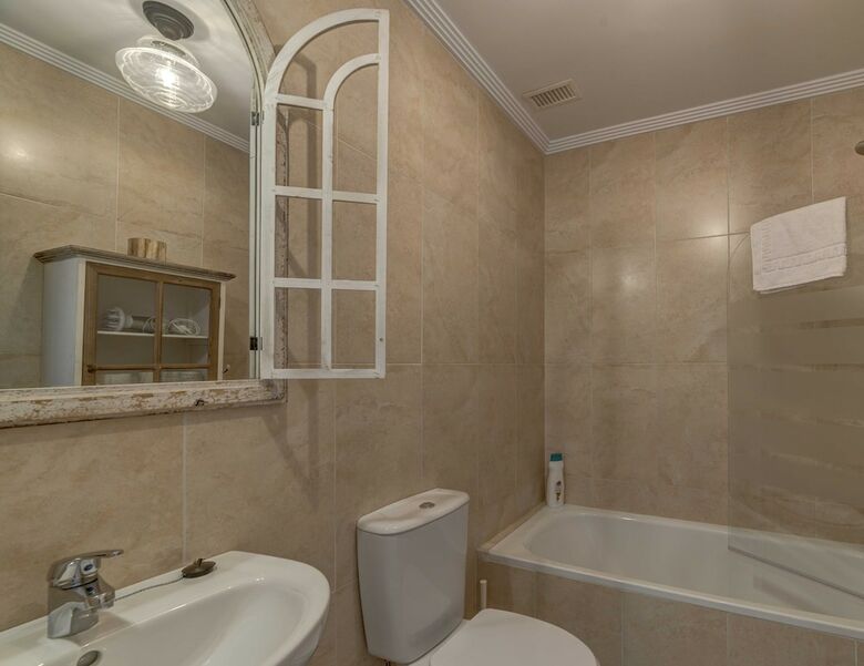 Apartamentos Burgos Centro - Hospital de Los Ciegos
