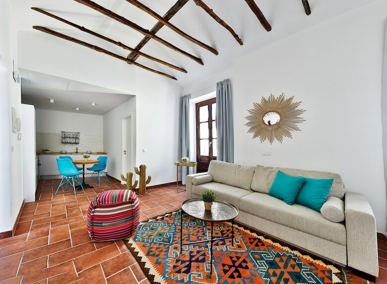 Apartamentos Oyo Urban Vida Alc�zar