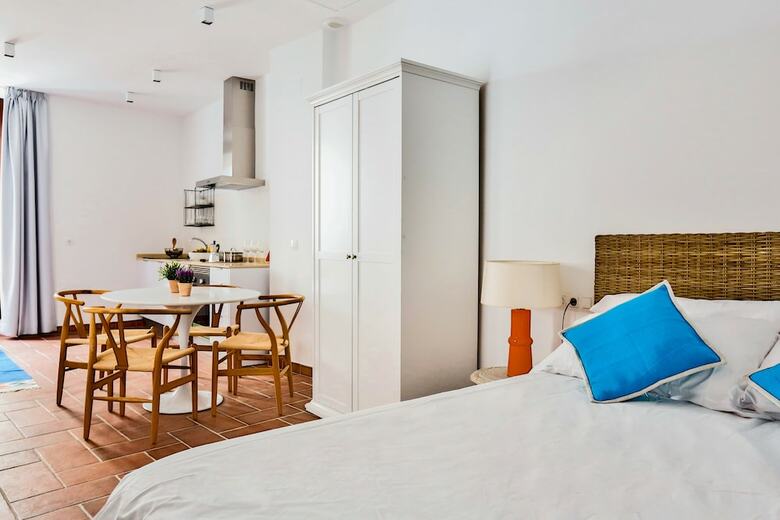 Apartamentos Oyo Urban Vida Alc�zar