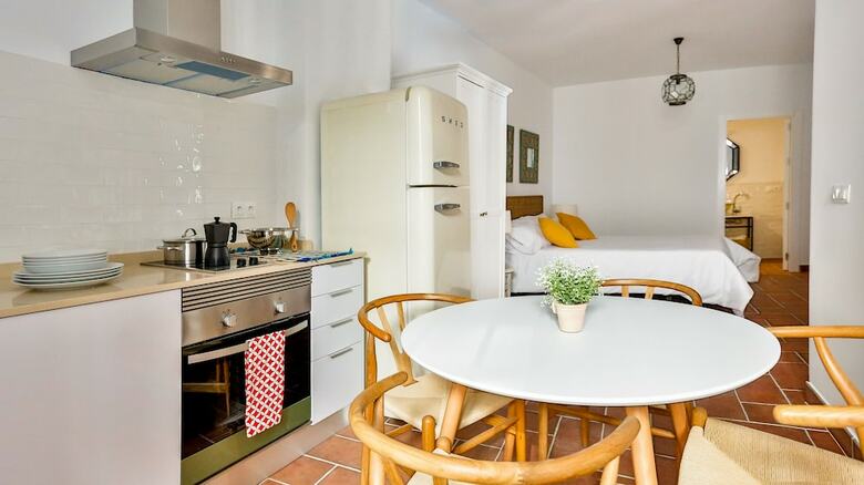 Apartamentos Oyo Urban Vida Alc�zar