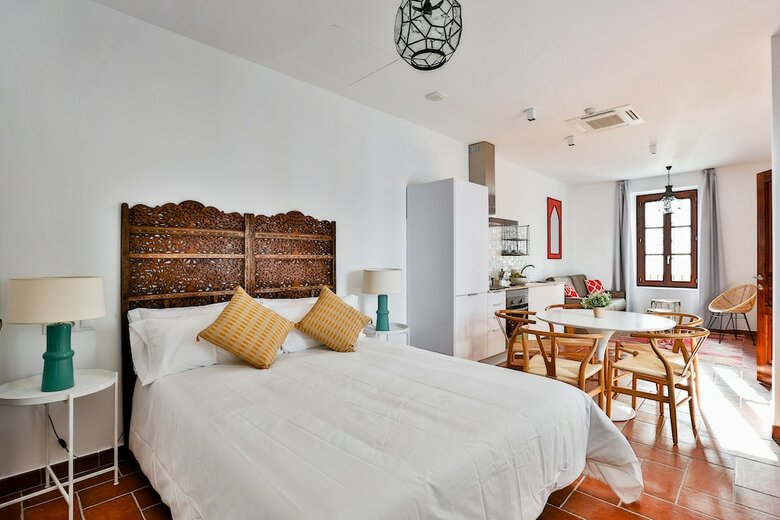 Apartamentos Oyo Urban Vida Alc�zar