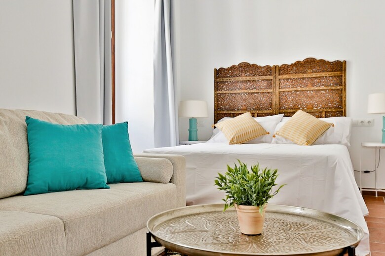 Apartamentos Oyo Urban Vida Alc�zar