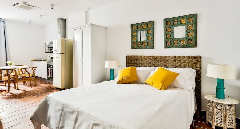 Apartamentos Oyo Urban Vida Alc�zar