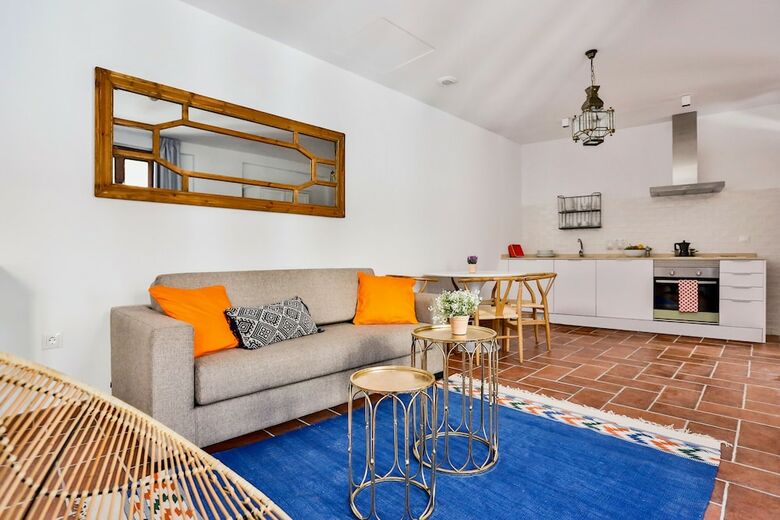 Apartamentos Oyo Urban Vida Alc�zar
