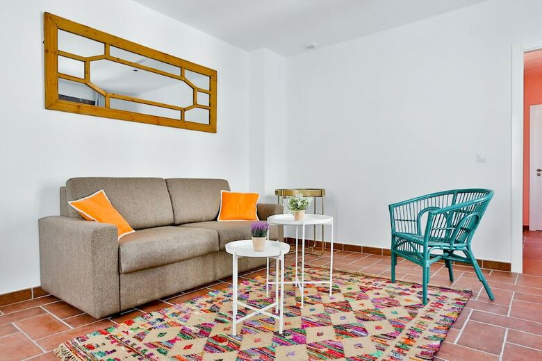 Apartamentos Oyo Urban Vida Alc�zar