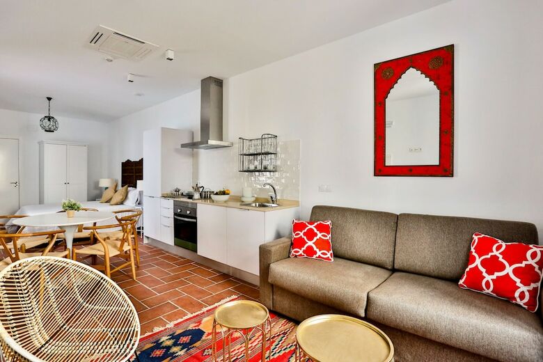 Apartamentos Oyo Urban Vida Alc�zar