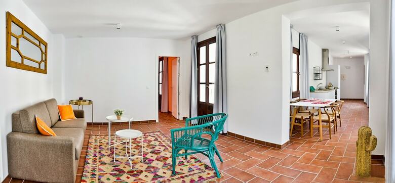 Apartamentos Oyo Urban Vida Alc�zar