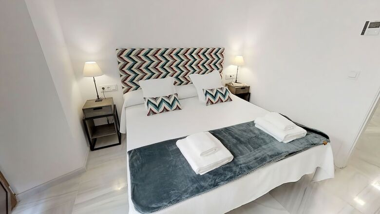 Apartamentos Sevilla Luxury Rentals - Catedral