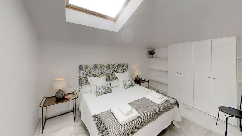 Apartamentos Sevilla Luxury Rentals - Catedral