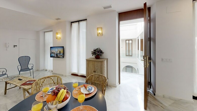 Apartamentos Sevilla Luxury Rentals - Catedral
