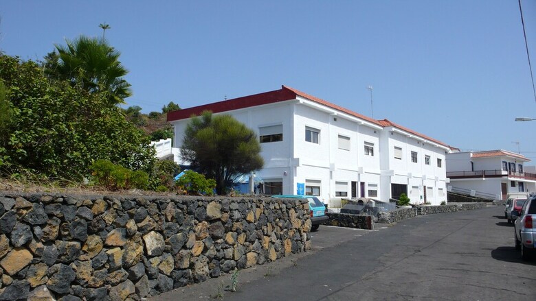 Apartamentos Montebre�a