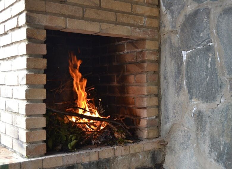 Cueva Hoya Del Monte