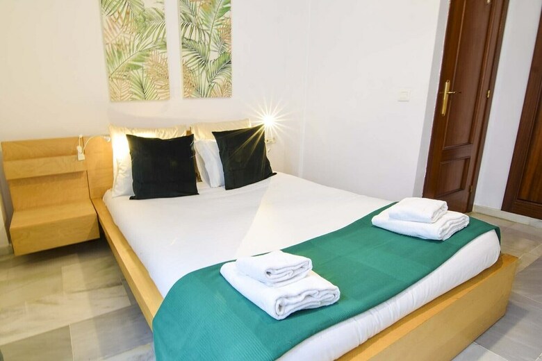 Apartamentos Letmalaga Postigos