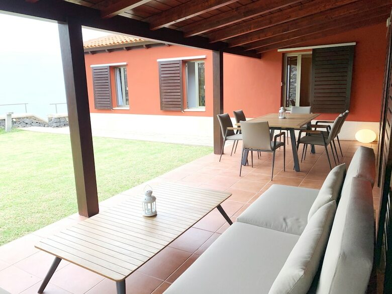 Villa Prime Sea Mountain Views Home With Pool